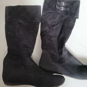 Womans calf soft boots